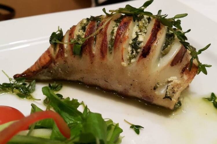 Izmir Balik Ve Et Restoran Bakirkoy Merkez Istanbul